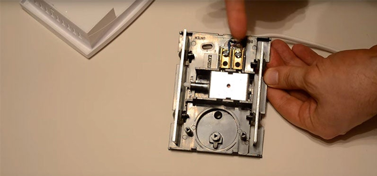 fix door bell in Blythe